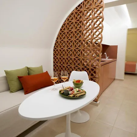 Central Grinn-In The Heart Of Rhodes,New&Stylish! Rhodes City Exterior photo
